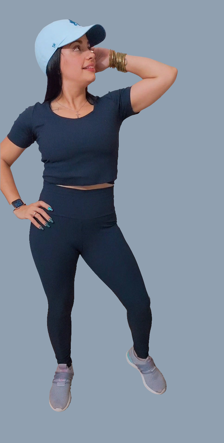 Set de legging con camiseta Croptop