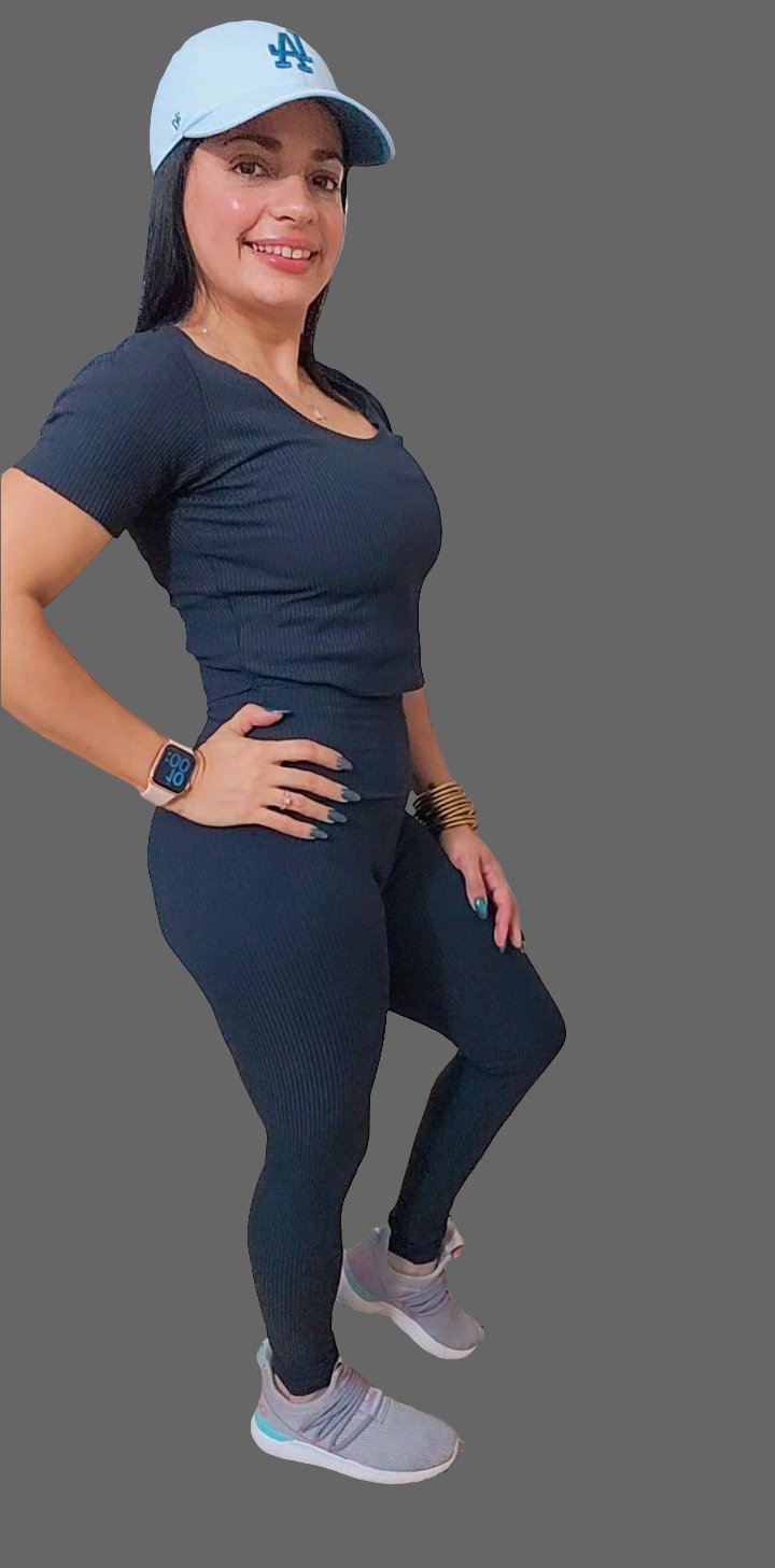 Set de legging con camiseta Croptop